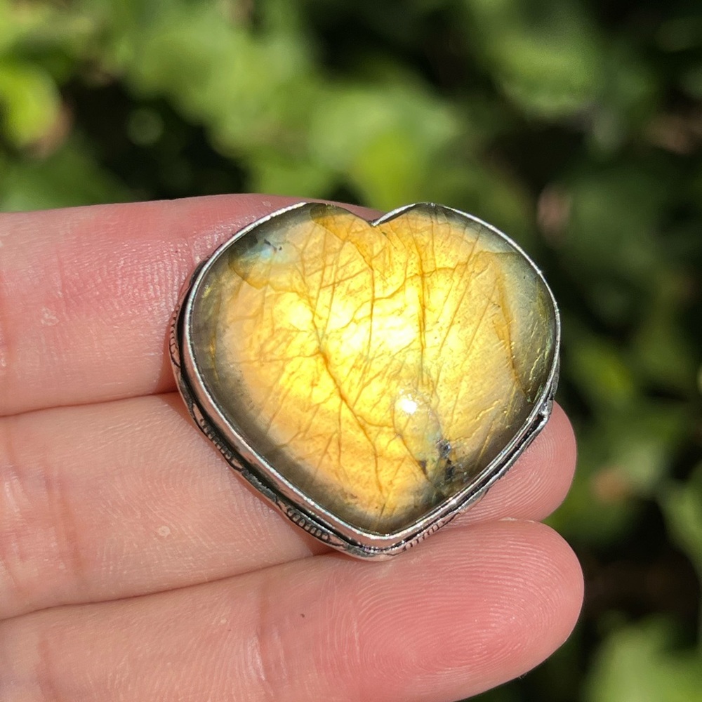 Size 6.25 925 silver plated gold flash labradorite heart ring 2241‎